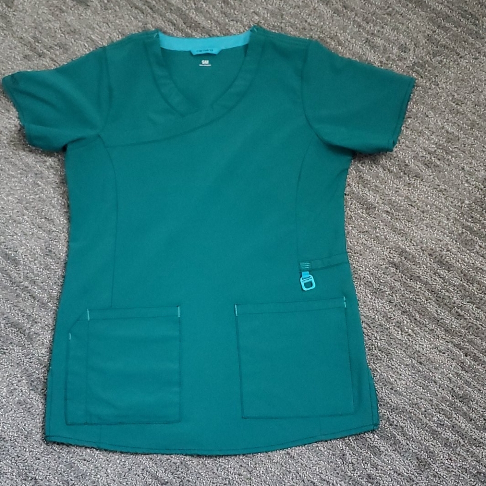 Carhartt green scrub top